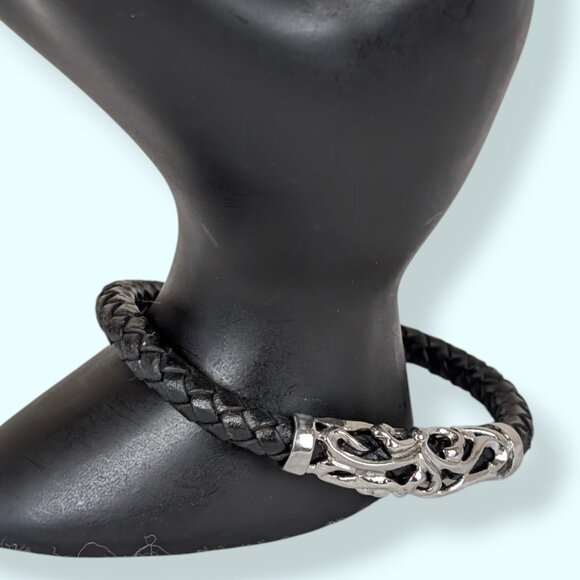 Braided Leather Magnetic Bracelet - Picture 1 of 5